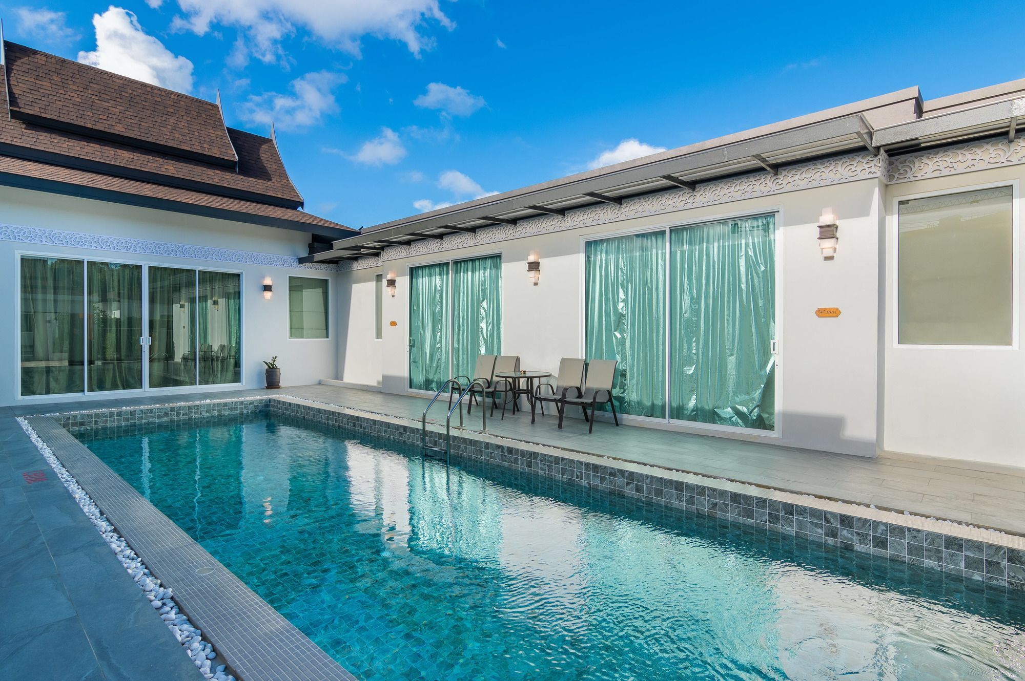 The Orchid Villa Rawai Экстерьер фото