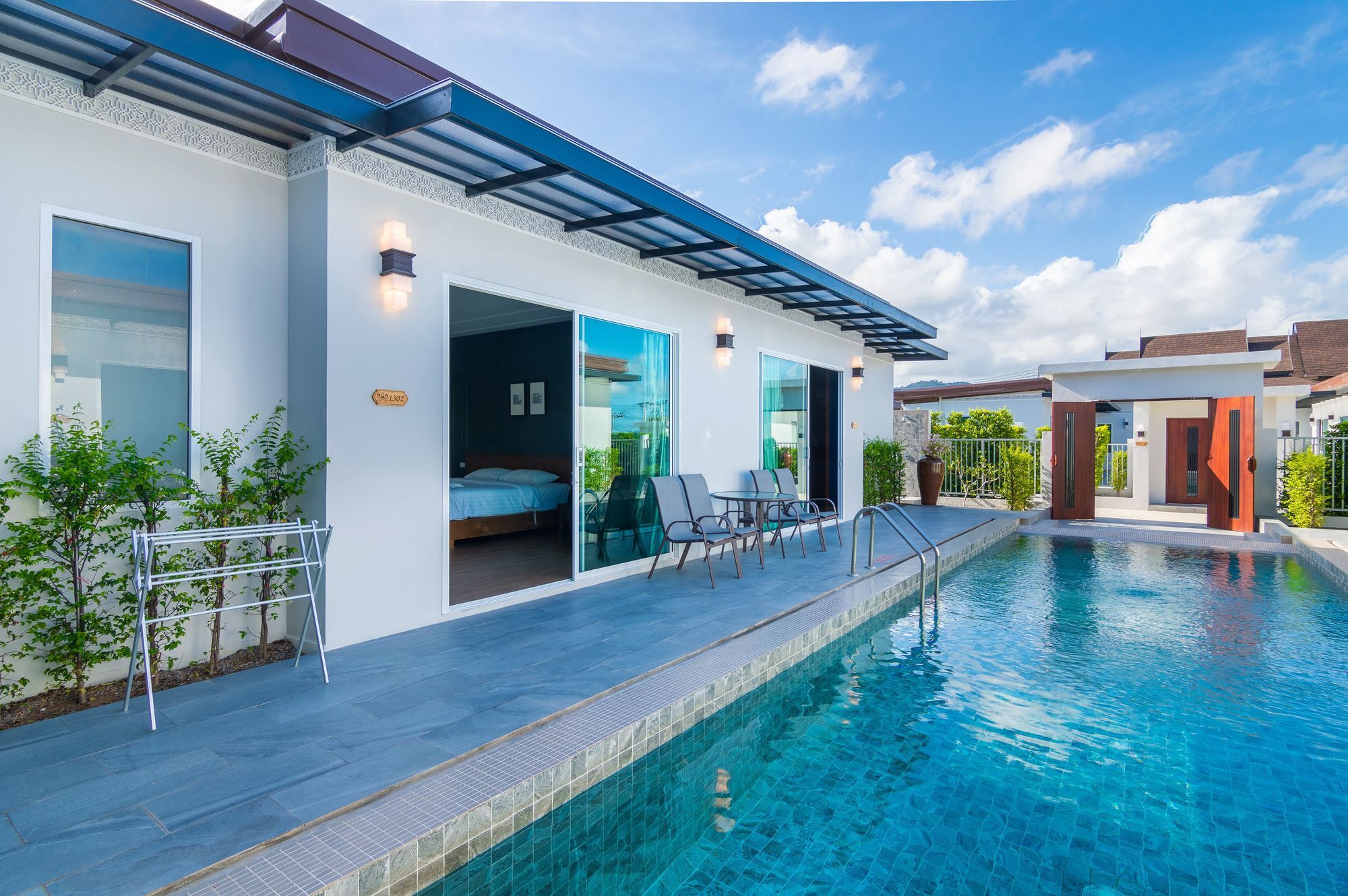 The Orchid Villa Rawai Экстерьер фото